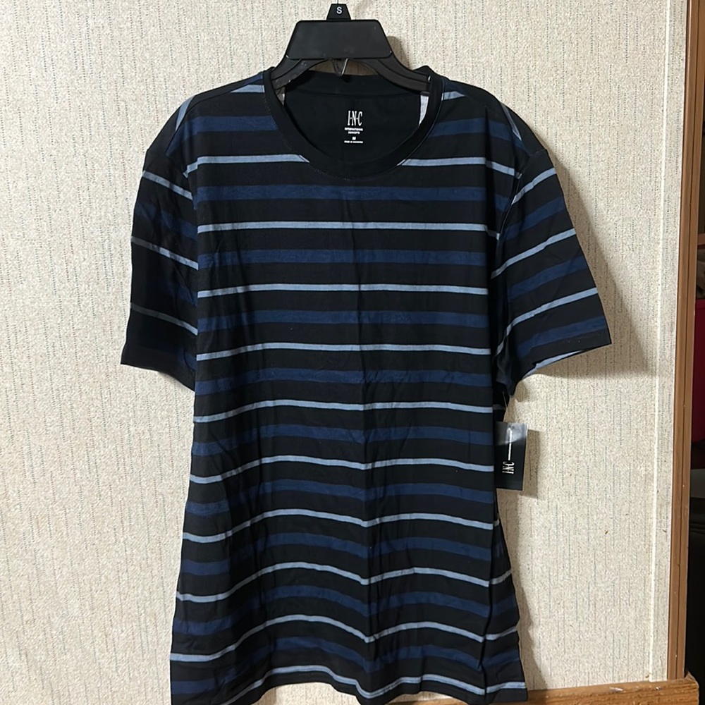 INC INTERNATIONAL CONCEPTS STRIPED TEE: BLACK/BLUE:NEW WITH TAGS: SIZE M